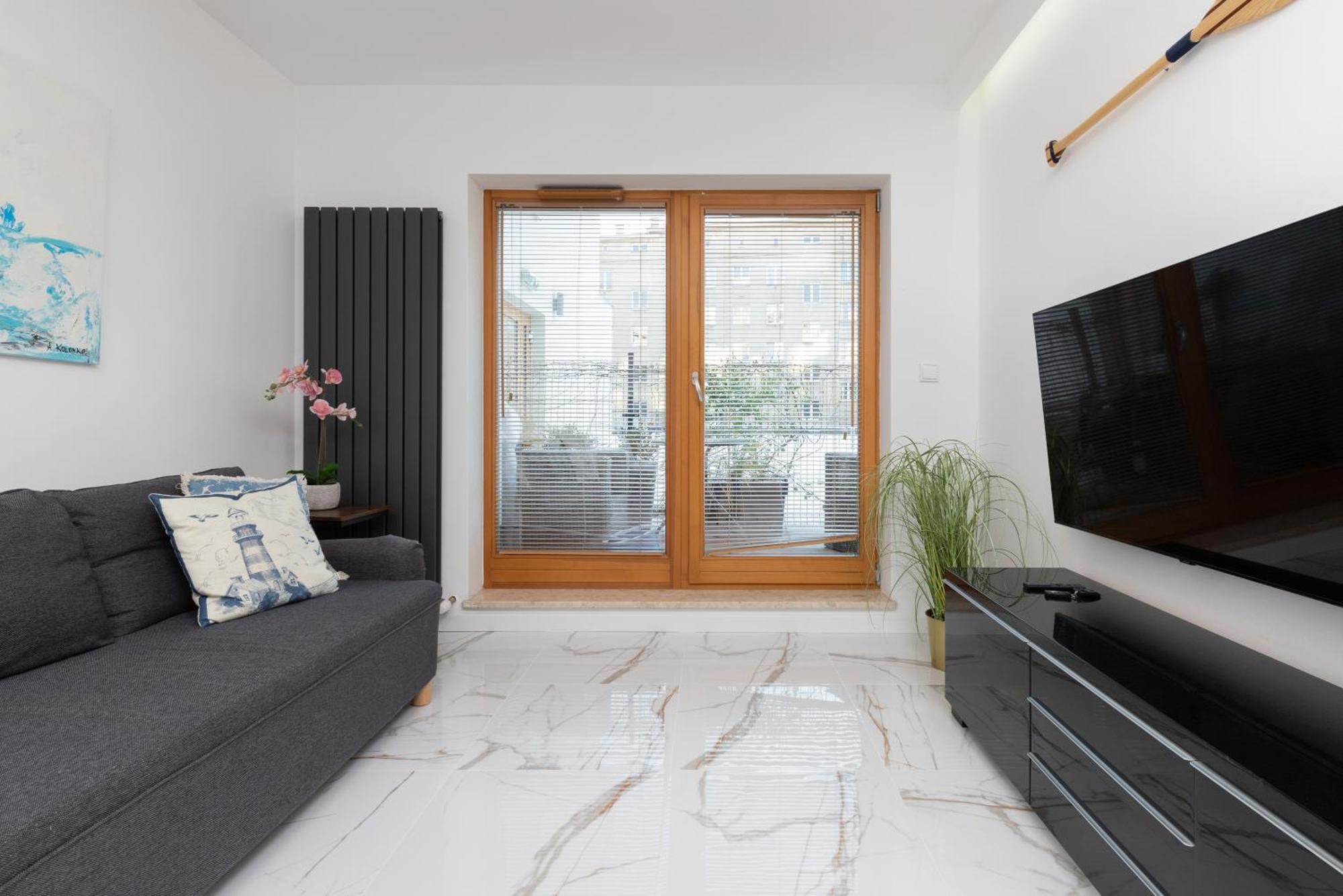 Batorego 7 Apartament With Terrace & Parking Downtown Gdynia By Renters מראה חיצוני תמונה